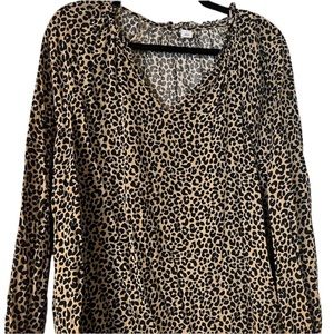 Old Navy leopard top.